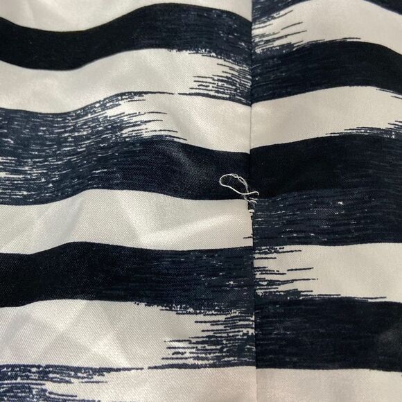 NWT Gap Womens Blue White Striped Zip Up Mini Skirt  Size 8 Minor Flaw - Picture 6 of 6